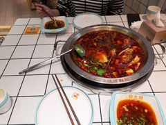 经典红锅-蛙一刀·麻椒鱼火锅(金仙桥店)