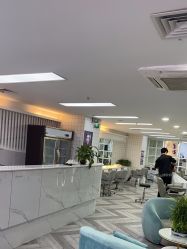 -米娜护肤造型
