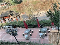 -楠柏弯休闲山庄(梨花溪店)