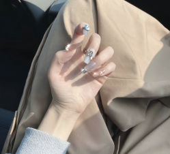 -IDO美甲美睫