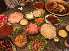 -佬革命主题火锅(玉沙路店)