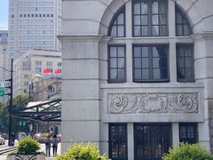 -Salon de Ville浦江汇(上海外滩华尔道夫酒店店)