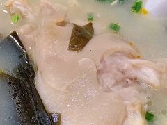-中和裴氏蹄花(府河路店)