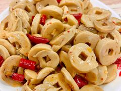 -梁老三麻辣鸡头总店