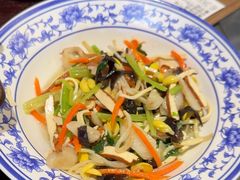 -古都历食南京菜·烤鸭·鸭血粉丝·汤包(南京博物院店)