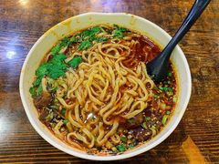 -牛吃草牛肉面牛杂面(桐城路店)