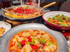 -辣尚瘾·烤鱼·新川菜(牡丹园直营店)