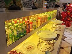 -丝路天山酒店(国际大巴扎店)