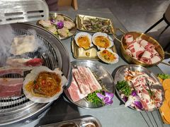 -围炉肉舍•炭烤活鳗•丹东海鲜烤肉(步行街店)