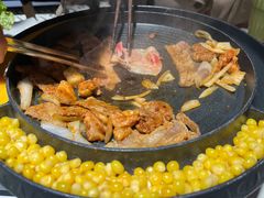 -三国惹火烤肉·中日韩烤肉集合店(百草路店)