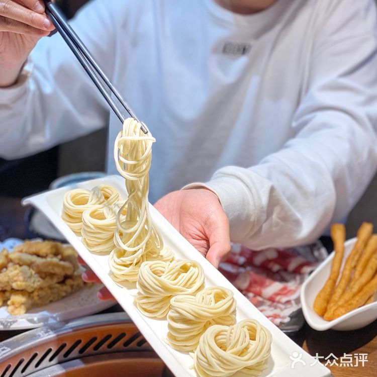 超好吃的火锅❗羊肉比婴儿皮肤还嫩