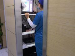 -岳辰齿科(浦东长泰店)