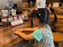 -星巴克臻选(青岛麦凯乐分店)