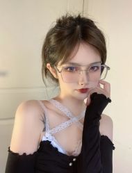 -AYO SALON