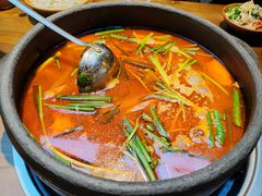 -贵厨酸汤牛肉(花果园国际中心店)