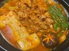 -山川小町·极番烧肉(新地假日广场店)