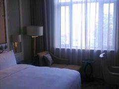 android_upload_pic-河南中州皇冠假日酒店