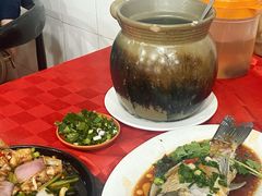 -先鲜鲫鱼粥