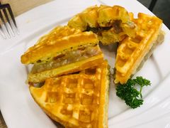 -佰搭果·广式茶餐厅(西华路店)