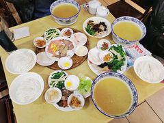 -桥香园云南过桥米线(金马碧鸡店)