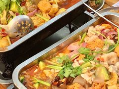 -后街佬·炭火鲜鱼杂(南城店)