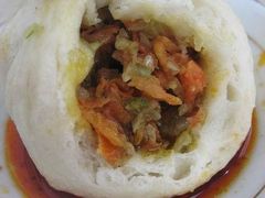 羊肉胡萝卜包子-胡家包子·清真(大众巷店)