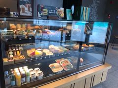 面包甜点陈列柜-星巴克臻选(嘉兴海宁银泰城店)