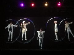-PLAY HKPOP全息偶像演唱体验馆(威灵顿广场店)