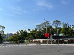 -陆家浜路(地铁站)