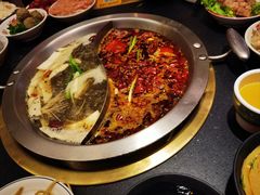 -沸炉重庆老火锅(军事博物馆店)