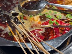 -佰人王串串香火锅(洋珠巷店)