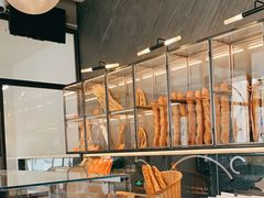 面包甜点陈列柜-老梦面包CHEZMOREL(麦子店)