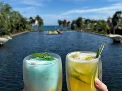 -亚龙湾喜来登·美景台大堂吧