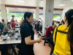 -曾氏肥肠馆(凯瑞雅居店)