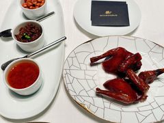 脆皮妙龄鸽-新荣记(建国门外大街店)