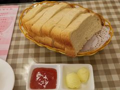 槽子面包切片-华梅西餐厅(哈尔滨中央大街店)