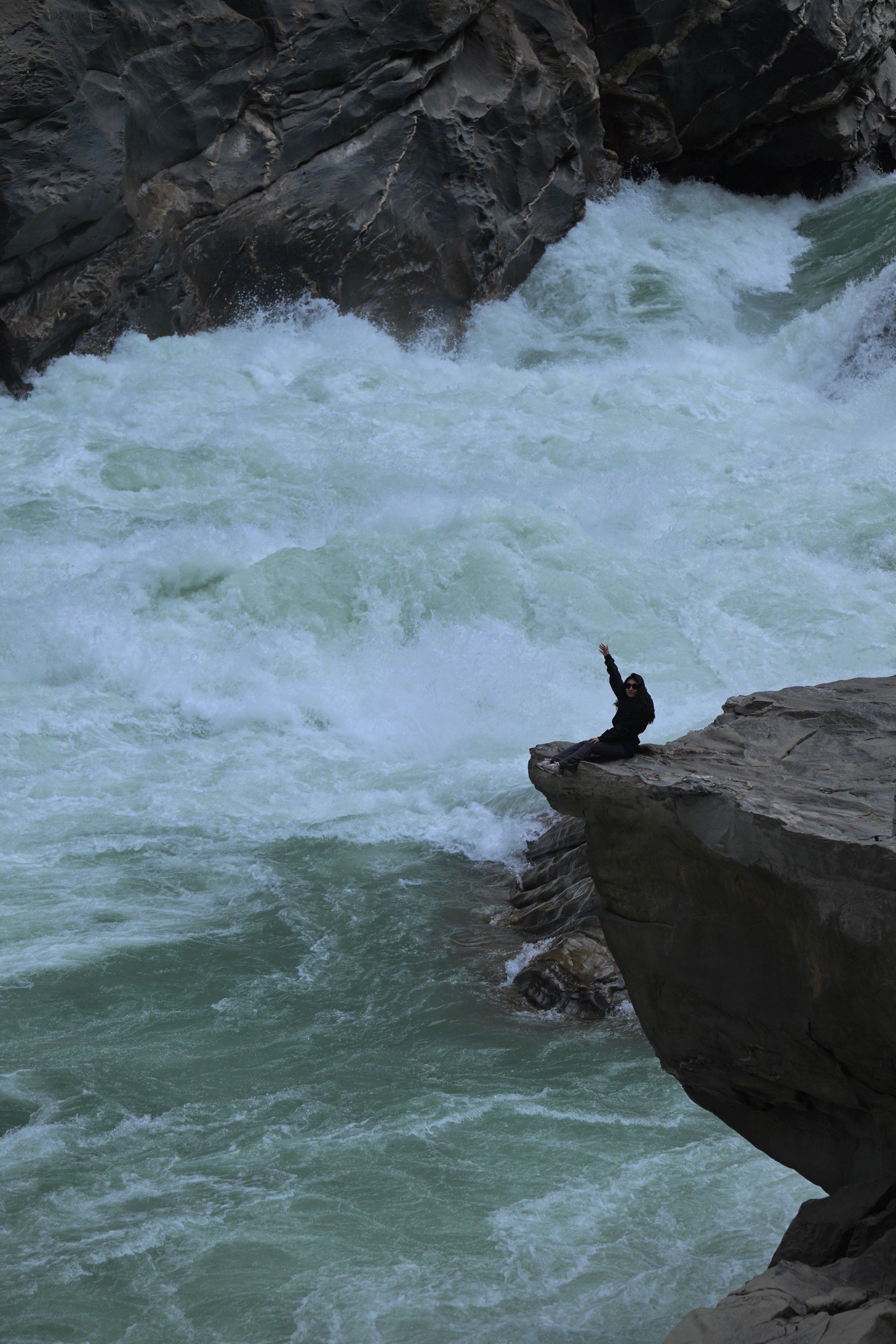 虎跳峡人生照片