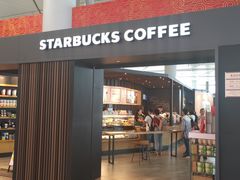 门面-星巴克(西安机场1店T3到达店)