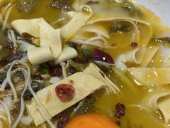 -小六鱼你.下饭酸菜鱼(益田假日广场店)