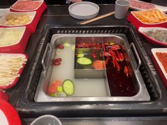 -渝水岸·鲜货火锅(新村7店)