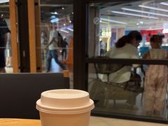 -星巴克(上海虹桥新天地二店)