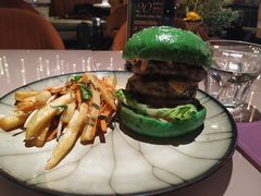 -查特花园美食广场(西单大悦城店)