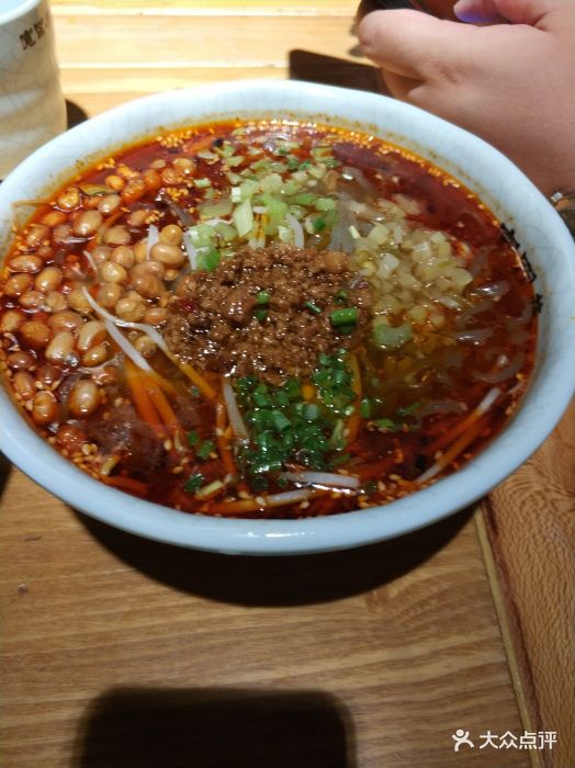 张氏宽窄巷成都民俗餐厅(开元地中海店)老成都酸辣粉图片 - 第2张