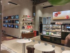 -星巴克(武康路店)