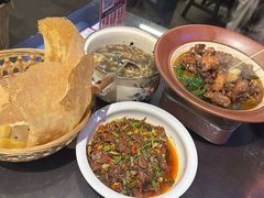 -阿财老铺·老蚌埠龙虾城(华夏总店)