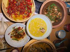 -吃饭皇帝大土家民族菜(正大广场店)