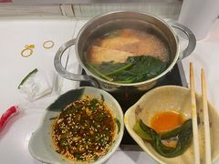 -就这家旋转小火锅(西安路罗斯福店)