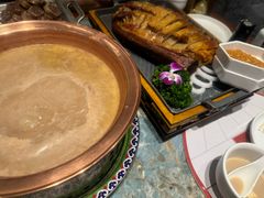 -哈啾嗨·新概念蒙餐(红星新城店)