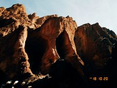 -天山神秘大峡谷