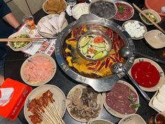 -洞亭火锅(防空洞总店)